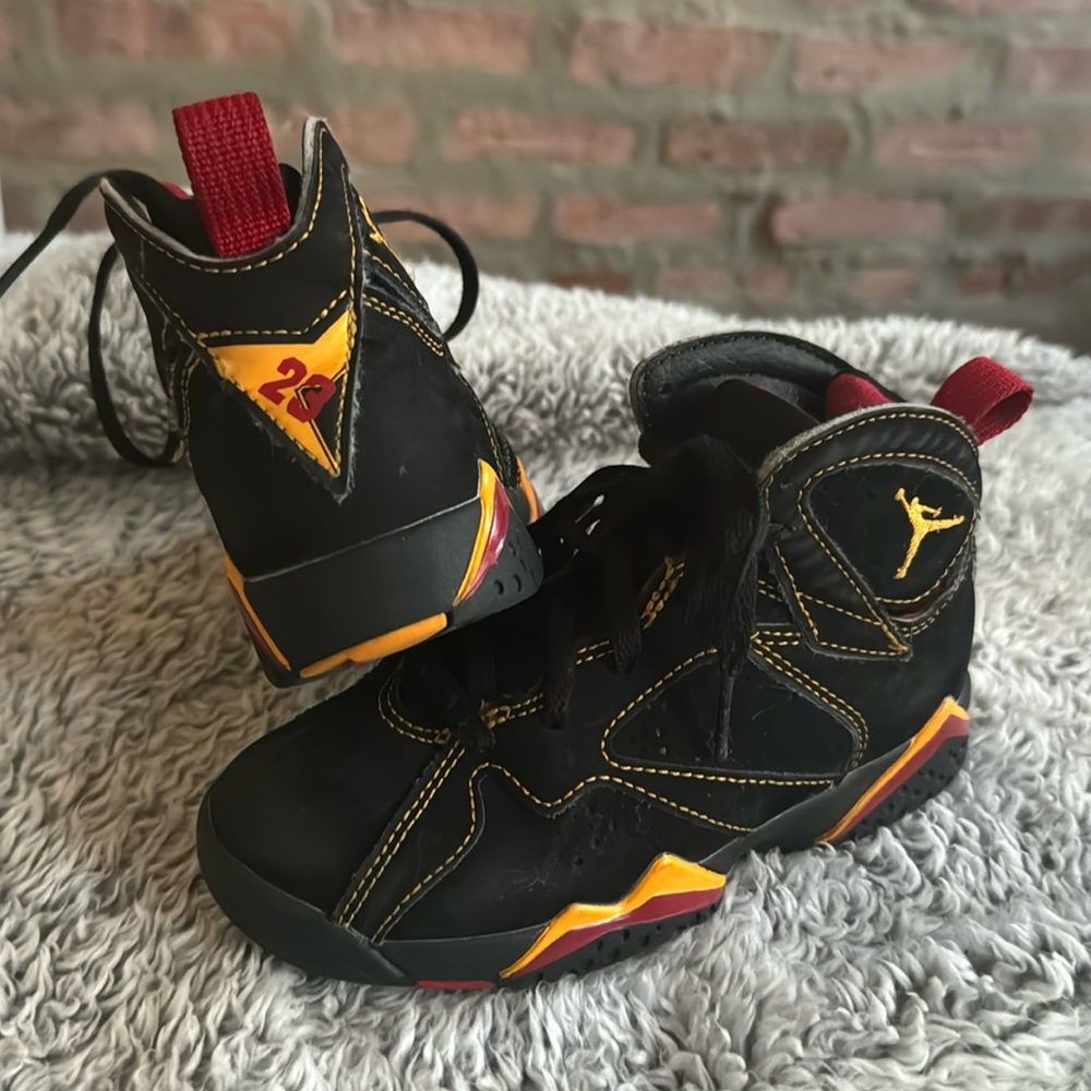 Kids Jordan Retro 6s